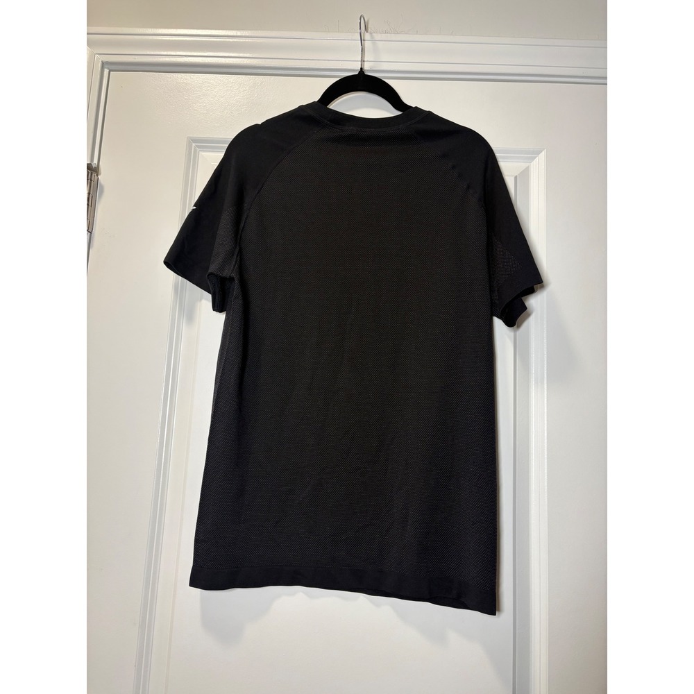 Fabletics Mens Training Day Short Sleeve Tee Black Mesh Athletic Shirt Size S‎